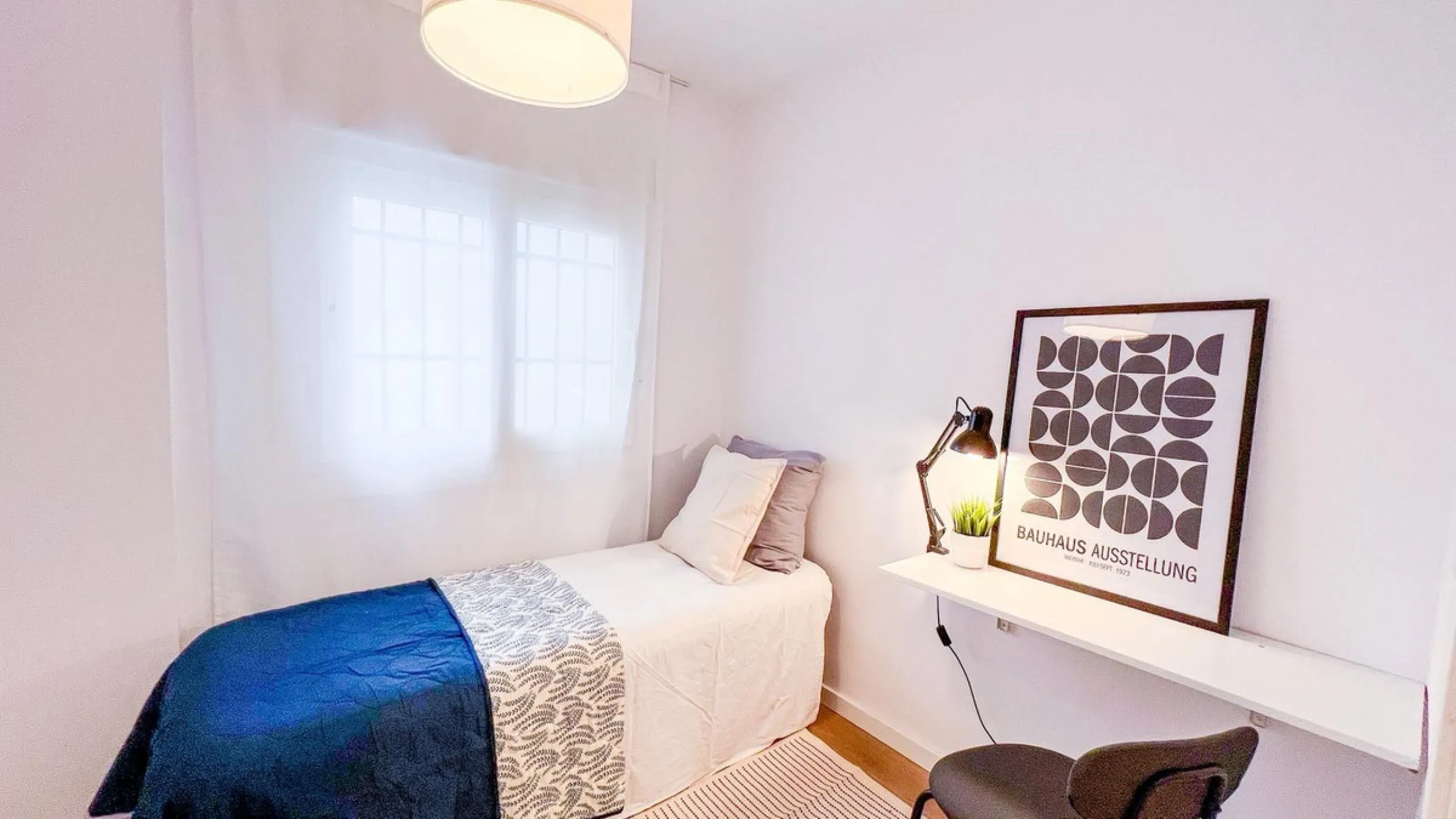 Apartment - Middle Floor Apartment в продаже в Málaga, Málaga. В доме 3 спален и 2 ванных комнат. Площадь дома 93 м²