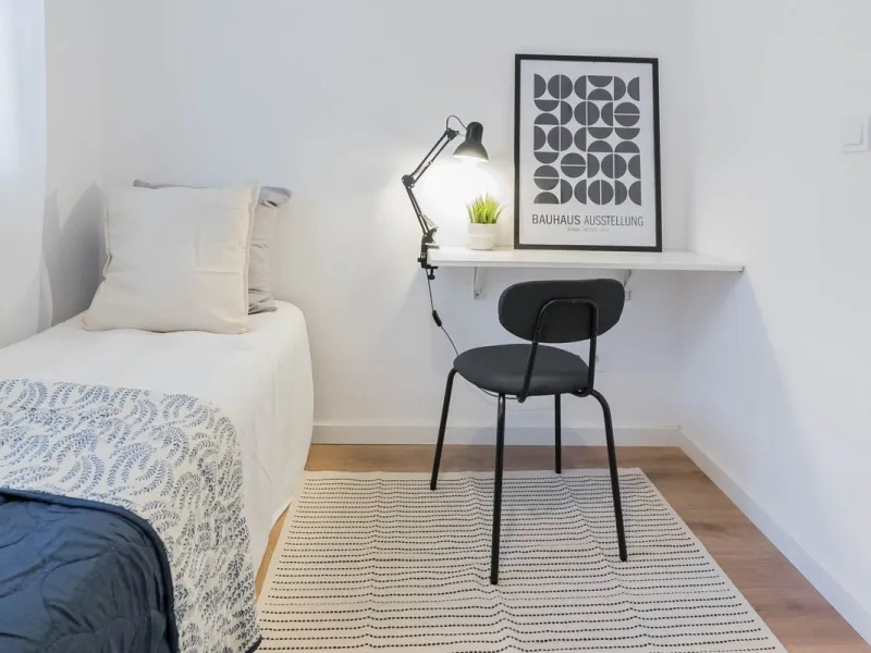 Apartment - Middle Floor Apartment в продаже в Málaga, Málaga. В доме 3 спален и 2 ванных комнат. Площадь дома 93 м²