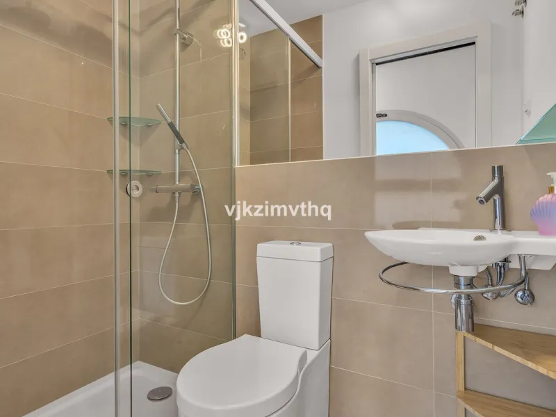 Apartment - Penthouse в продаже в Benalmadena, Málaga. В доме 3 спален и 3 ванных комнат. Площадь дома 313 м²