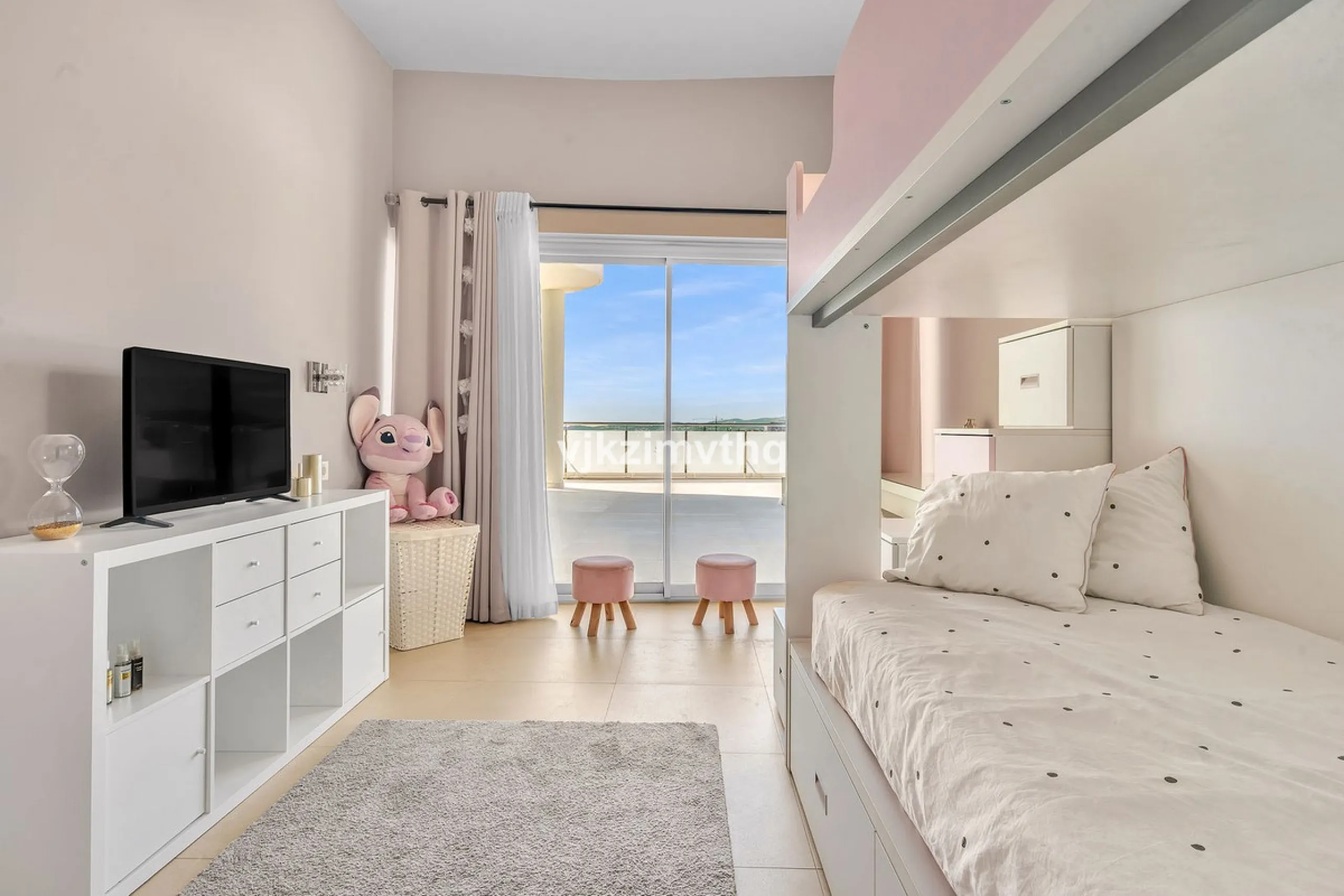 Apartment - Penthouse в продаже в Benalmadena, Málaga. В доме 3 спален и 3 ванных комнат. Площадь дома 313 м²