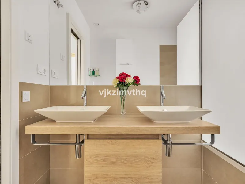 Apartment - Penthouse в продаже в Benalmadena, Málaga. В доме 3 спален и 3 ванных комнат. Площадь дома 313 м²