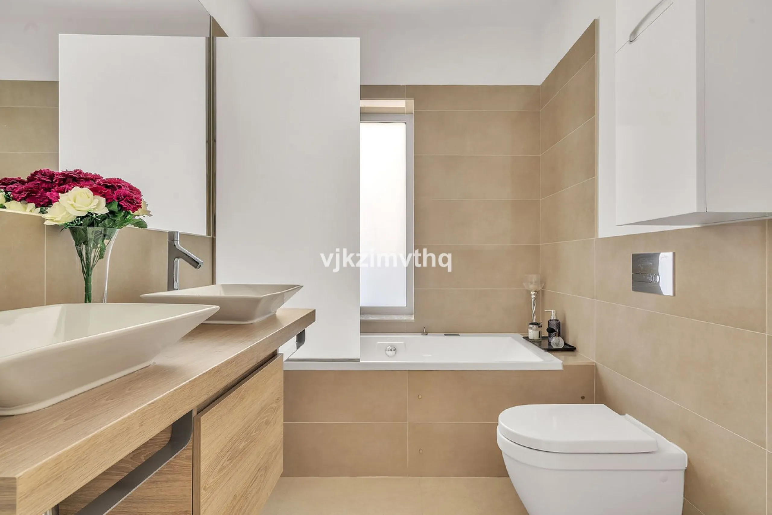 Apartment - Penthouse в продаже в Benalmadena, Málaga. В доме 3 спален и 3 ванных комнат. Площадь дома 313 м²