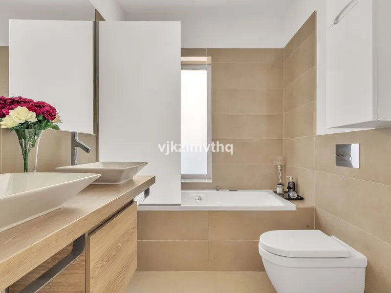 Apartment - Penthouse в продаже в Benalmadena, Málaga. В доме 3 спален и 3 ванных комнат. Площадь дома 313 м²