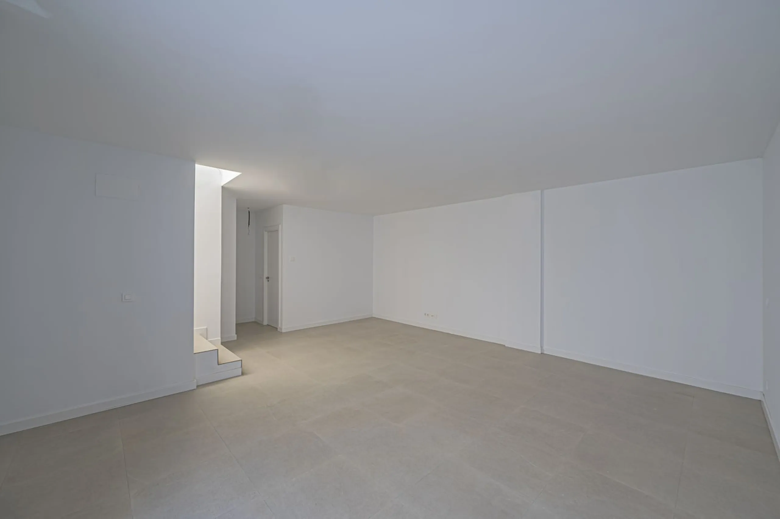 Modern corner semi-detached with large garden at Serene Atalaya