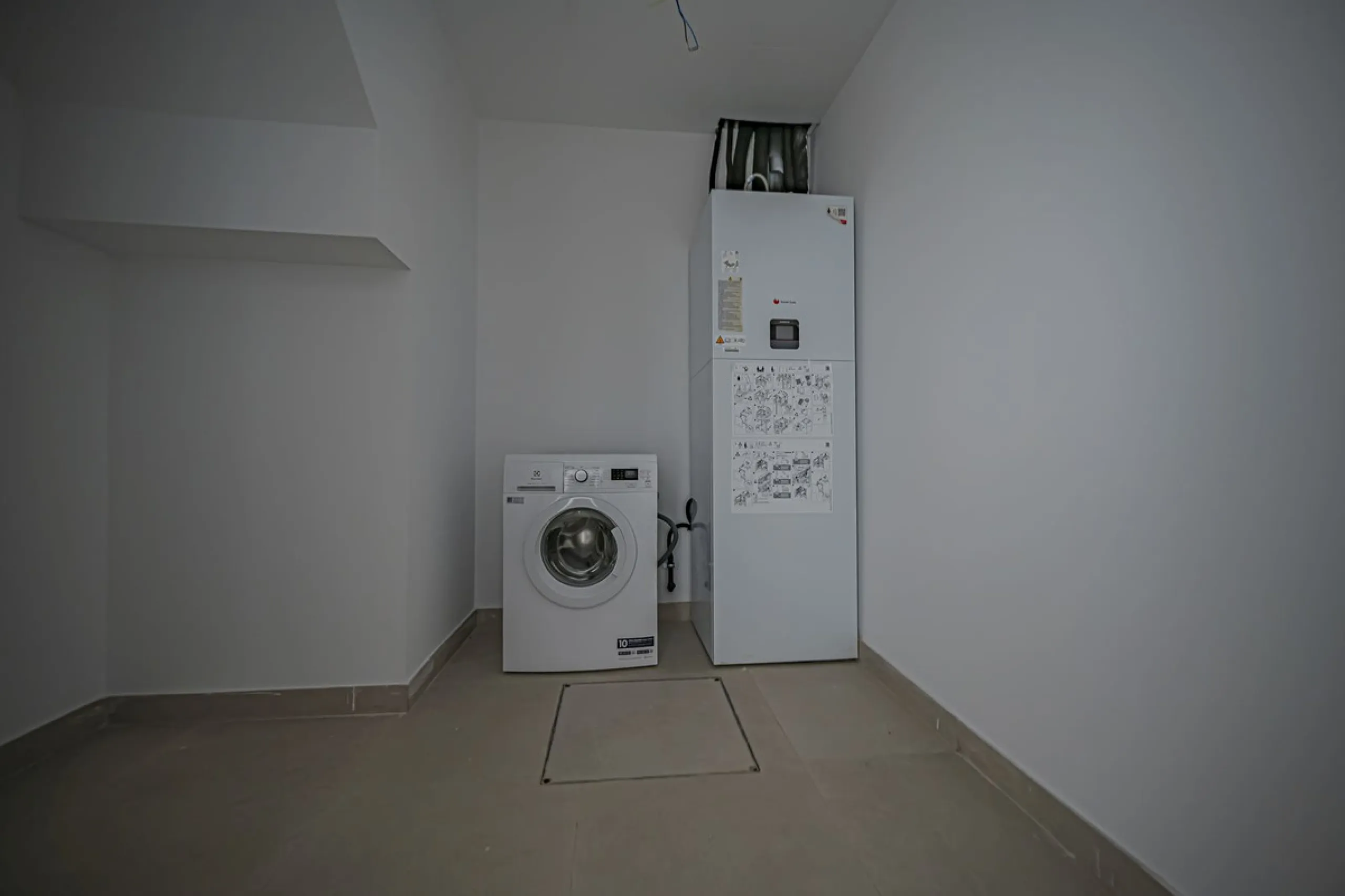 Modern corner semi-detached with large garden at Serene Atalaya