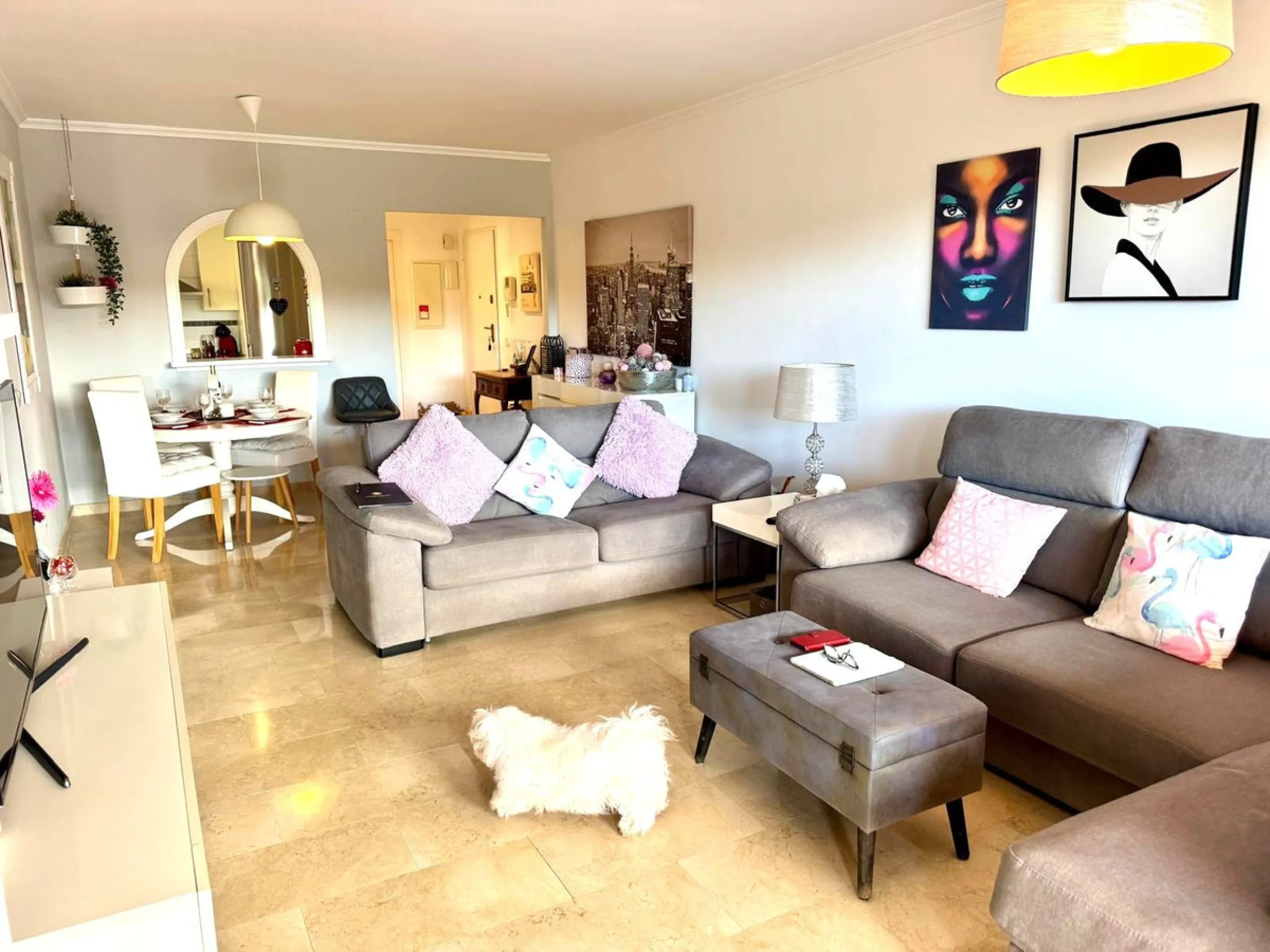 Discover your perfect slice of Costa del Sol life in Las Viñas del Golf, Casares Costa — a warm, inviting 2-bedroom, 2-bathroom apartment lovingly maintained by its current owner.