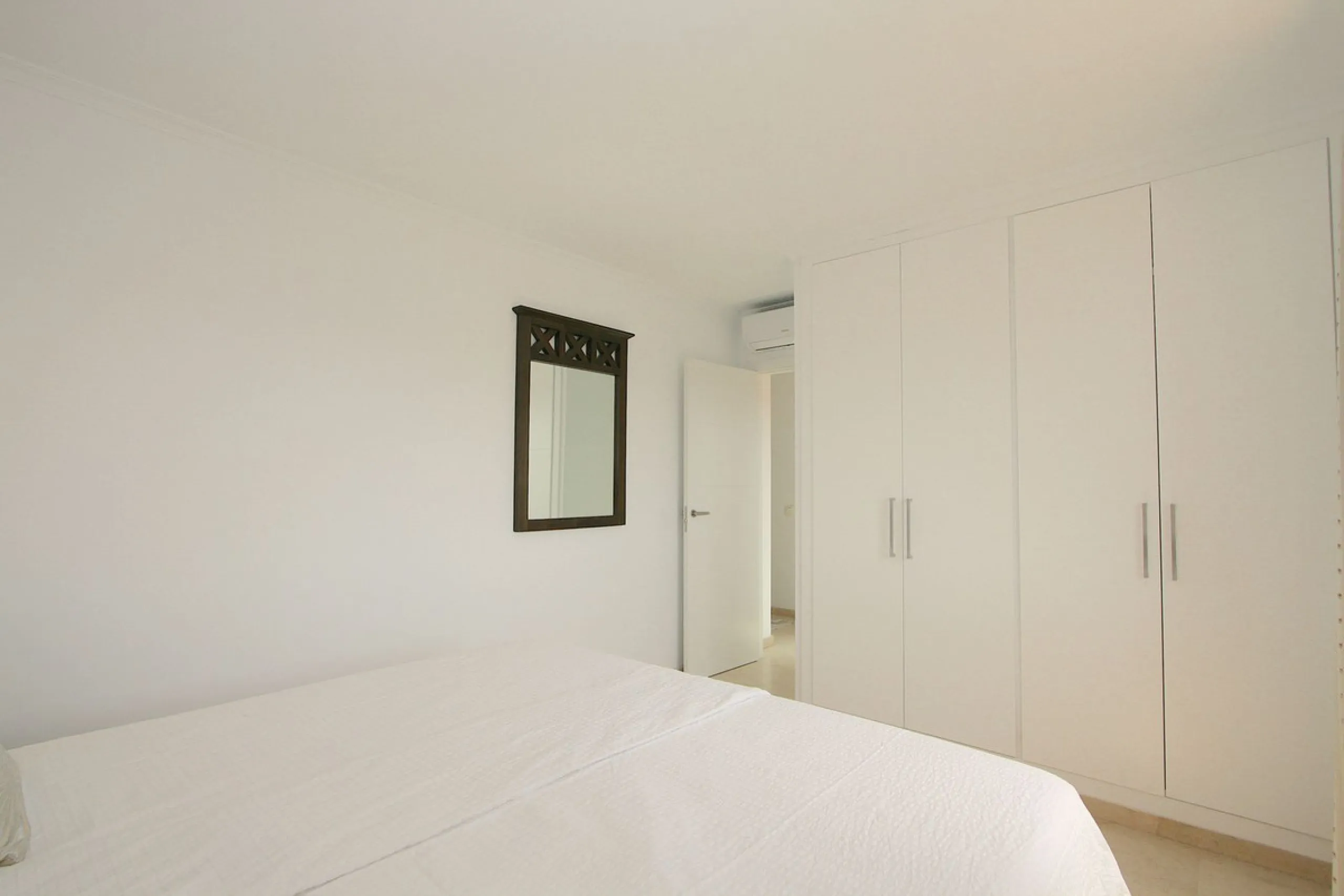 Unique penthouse in the beautiful and sought after Andalusian-style urbanisation Puebla Lucia, in the heart of Fuengirola.
