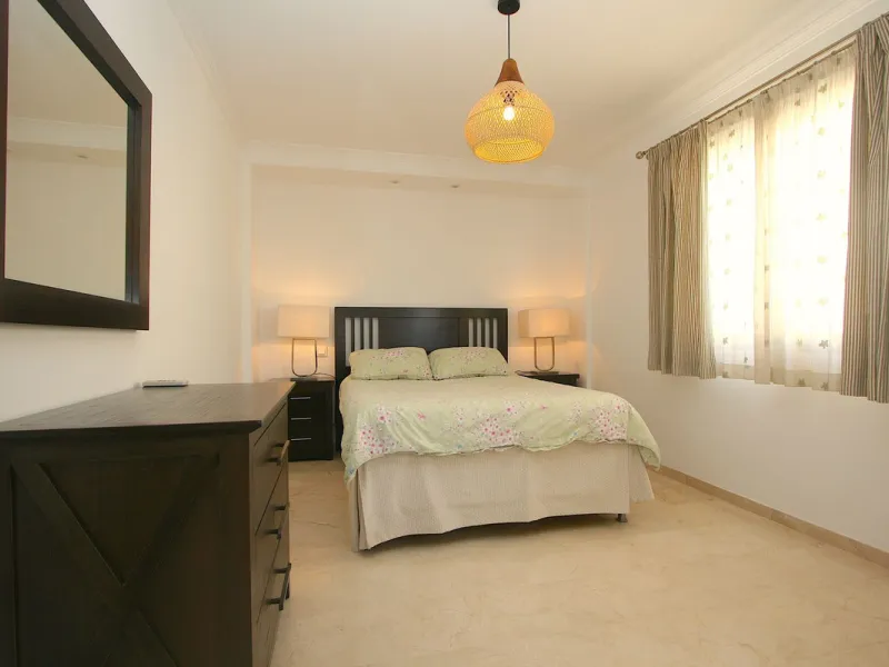 Unique penthouse in the beautiful and sought after Andalusian-style urbanisation Puebla Lucia, in the heart of Fuengirola.