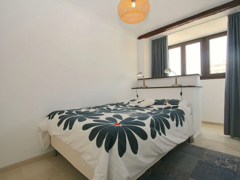 Unique penthouse in the beautiful and sought after Andalusian-style urbanisation Puebla Lucia, in the heart of Fuengirola.