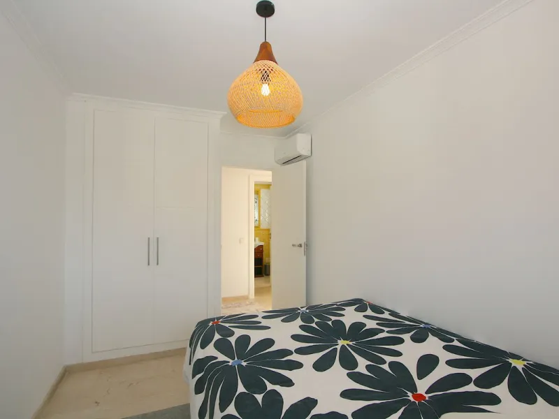 Unique penthouse in the beautiful and sought after Andalusian-style urbanisation Puebla Lucia, in the heart of Fuengirola.