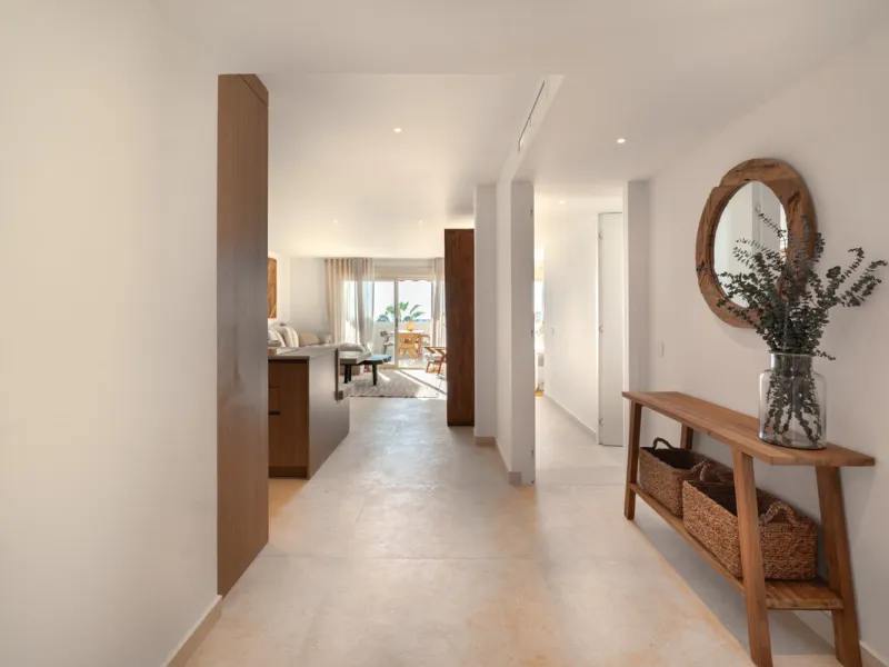 Apartment - Middle Floor Apartment в продаже в Marbella, Málaga. В доме 3 спален и 2 ванных комнат. Площадь дома 145 м²