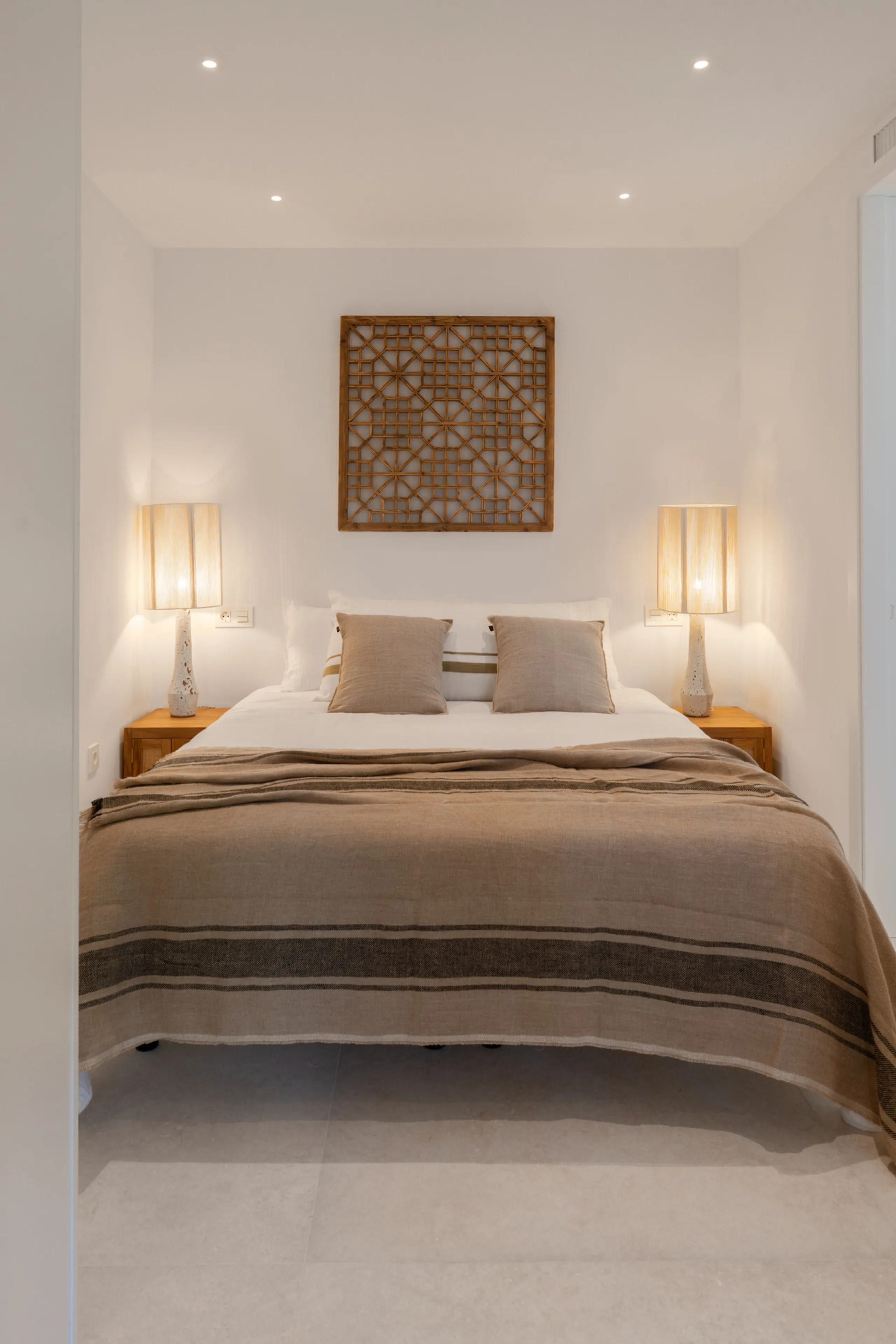 Apartment - Middle Floor Apartment в продаже в Marbella, Málaga. В доме 3 спален и 2 ванных комнат. Площадь дома 145 м²