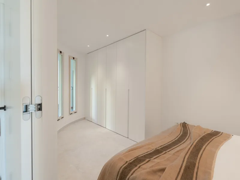 Apartment - Middle Floor Apartment в продаже в Marbella, Málaga. В доме 3 спален и 2 ванных комнат. Площадь дома 145 м²