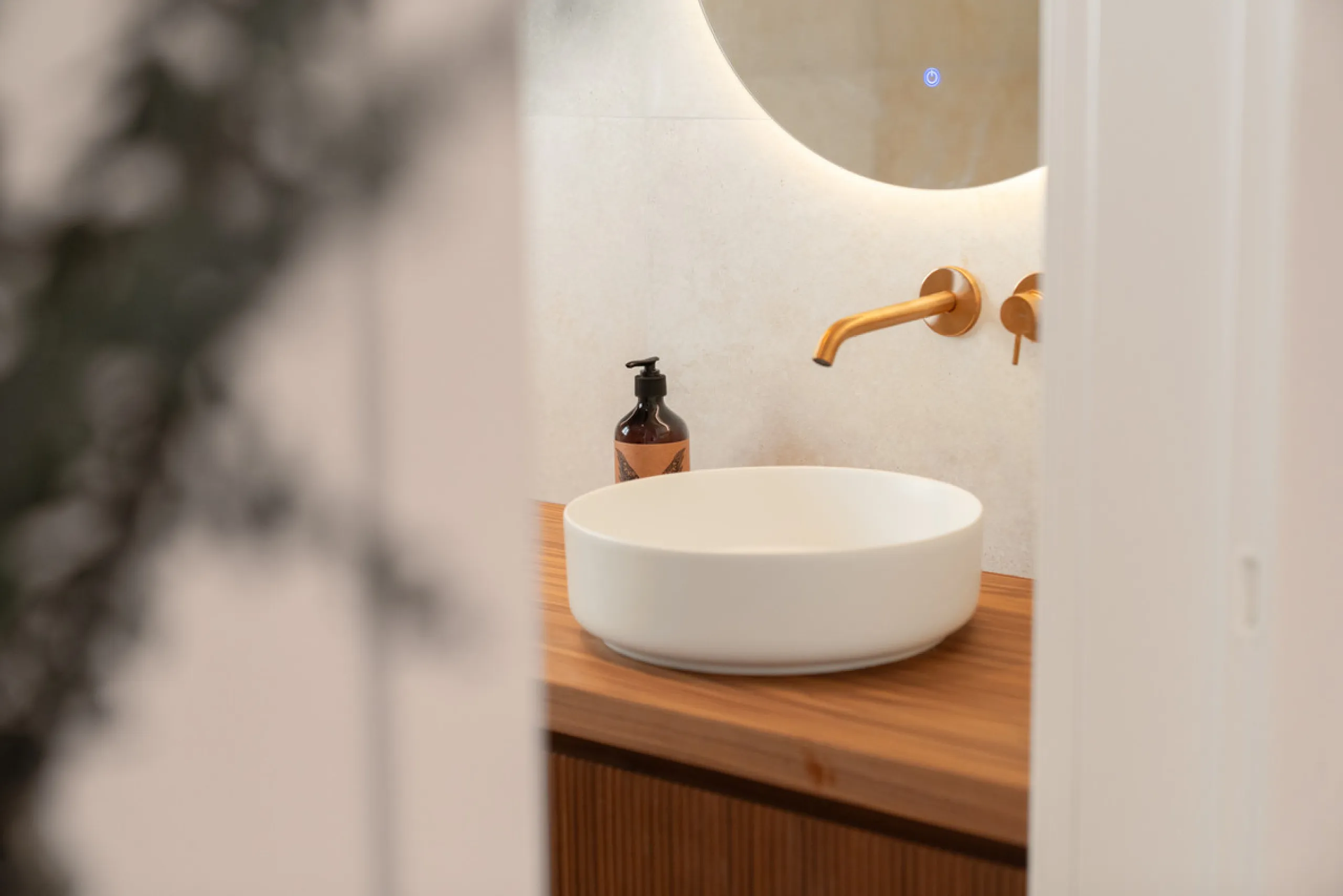 Apartment - Middle Floor Apartment в продаже в Marbella, Málaga. В доме 3 спален и 2 ванных комнат. Площадь дома 145 м²