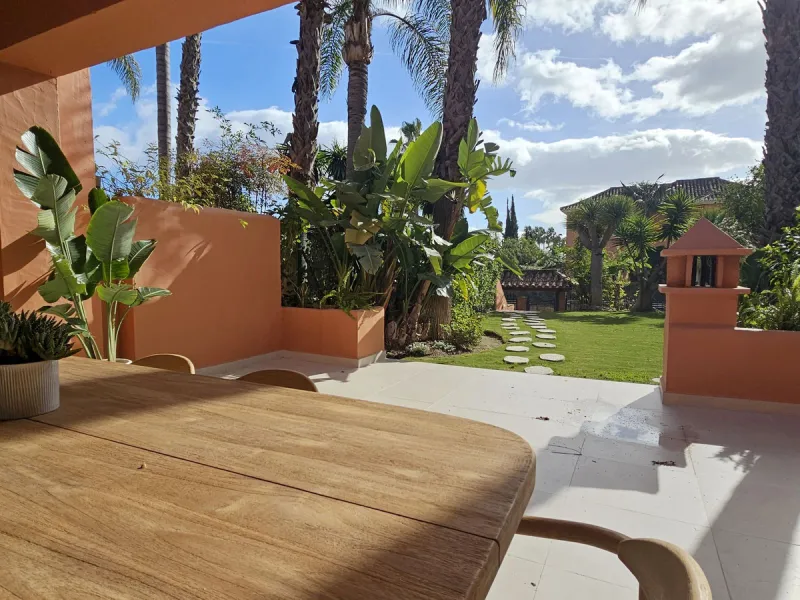Exquisite Luxury Villa in Altos de Puente Romano, Marbella