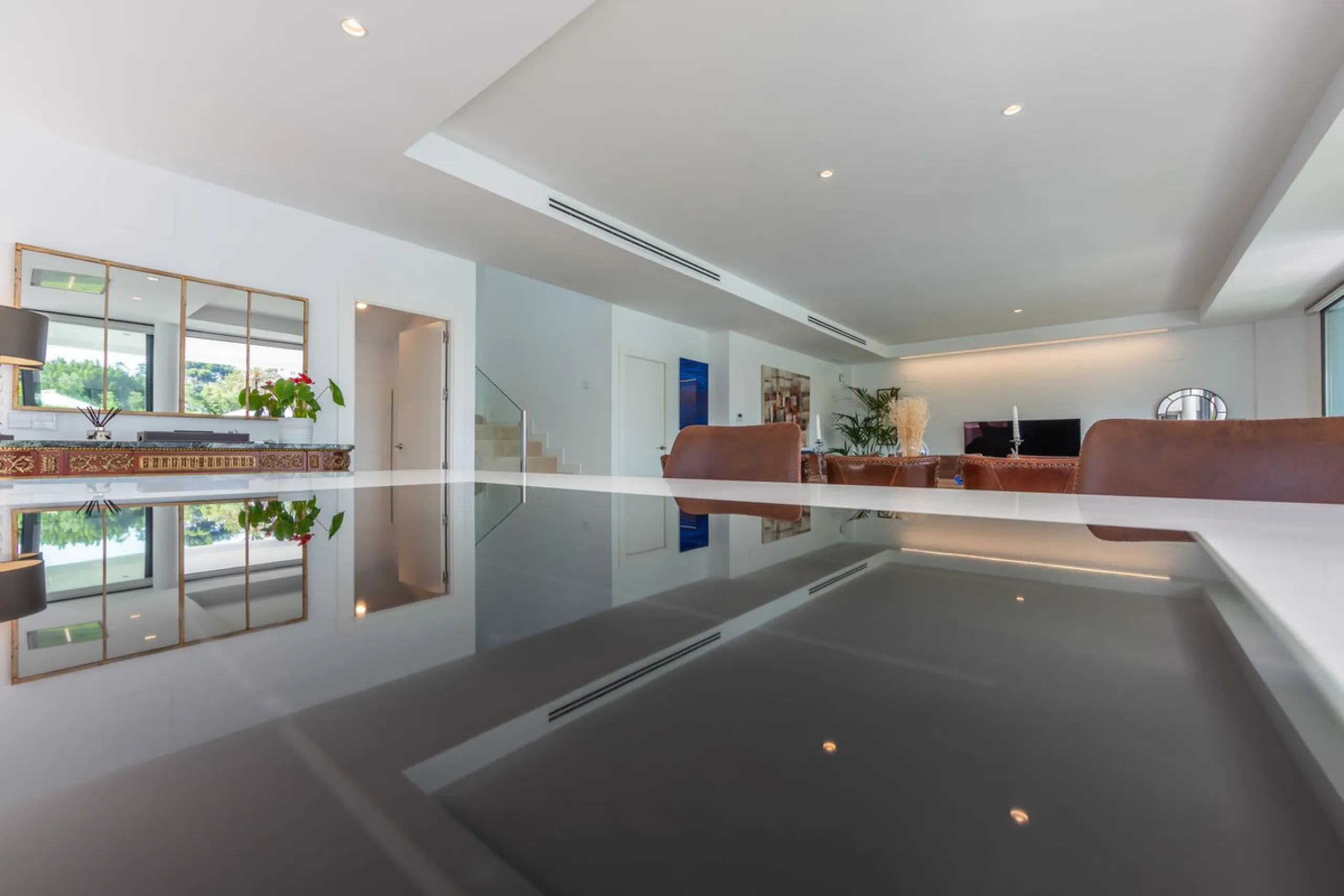 House - Detached Villa в продаже в Manilva, Málaga. В доме 4 спален и 4 ванных комнат. Площадь дома 231 м². Площадь участка 782 м²