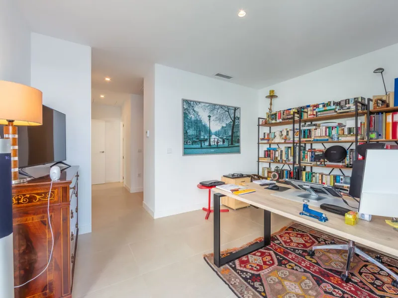 House - Detached Villa в продаже в Manilva, Málaga. В доме 4 спален и 4 ванных комнат. Площадь дома 231 м². Площадь участка 782 м²