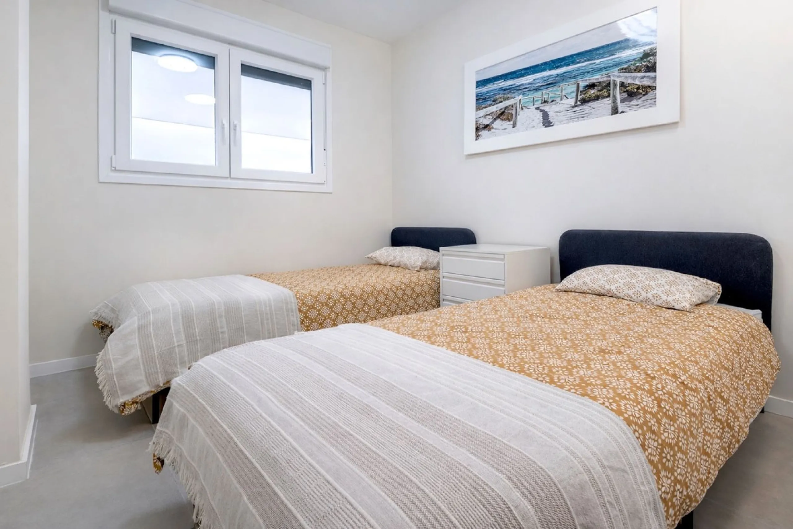 Apartment - Ground Floor Apartment в продаже в Estepona, Málaga. В доме 2 спален и 2 ванных комнат. Площадь дома 84 м²