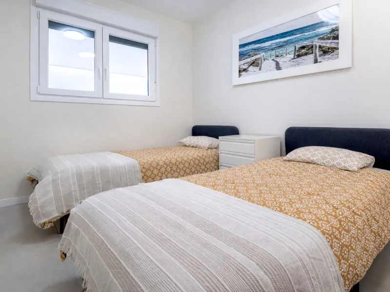 Apartment - Ground Floor Apartment в продаже в Estepona, Málaga. В доме 2 спален и 2 ванных комнат. Площадь дома 84 м²