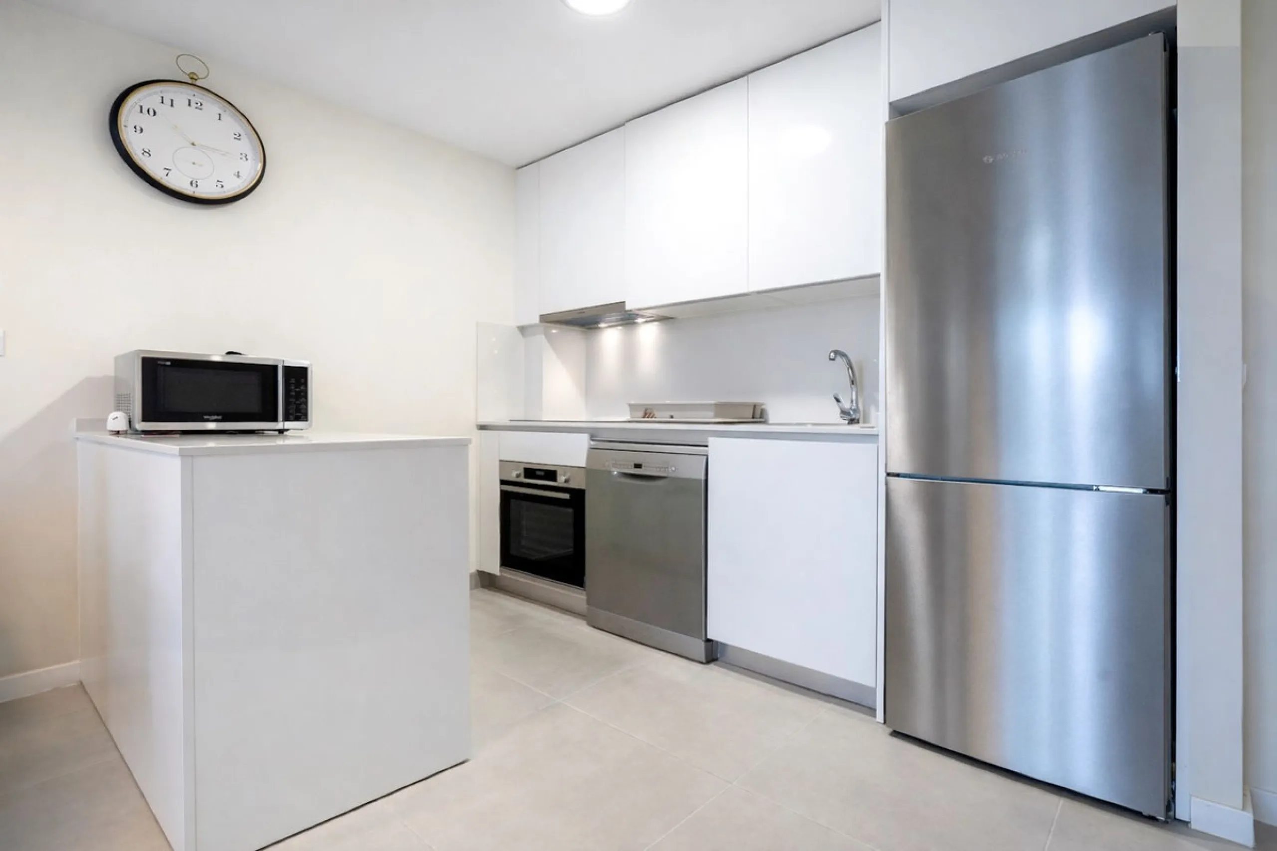 Apartment - Ground Floor Apartment в продаже в Estepona, Málaga. В доме 2 спален и 2 ванных комнат. Площадь дома 84 м²