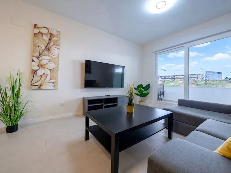 Apartment - Ground Floor Apartment в продаже в Estepona, Málaga. В доме 2 спален и 2 ванных комнат. Площадь дома 84 м²