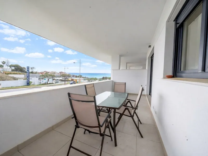 Apartment - Ground Floor Apartment в продаже в Estepona, Málaga. В доме 2 спален и 2 ванных комнат. Площадь дома 84 м²