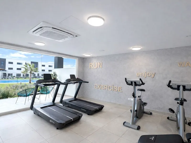 Apartment - Ground Floor Apartment в продаже в Estepona, Málaga. В доме 2 спален и 2 ванных комнат. Площадь дома 84 м²
