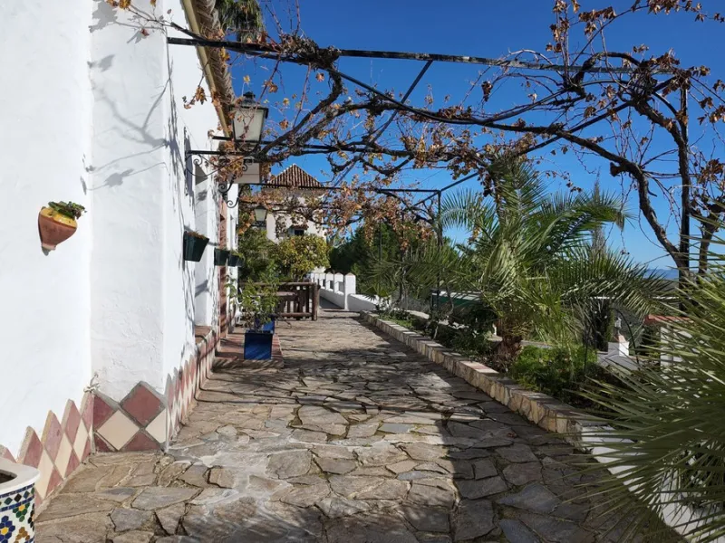 Unique Hotel in the Heart of Tolox – An Andalusian Gem Full of Charm and Potential
