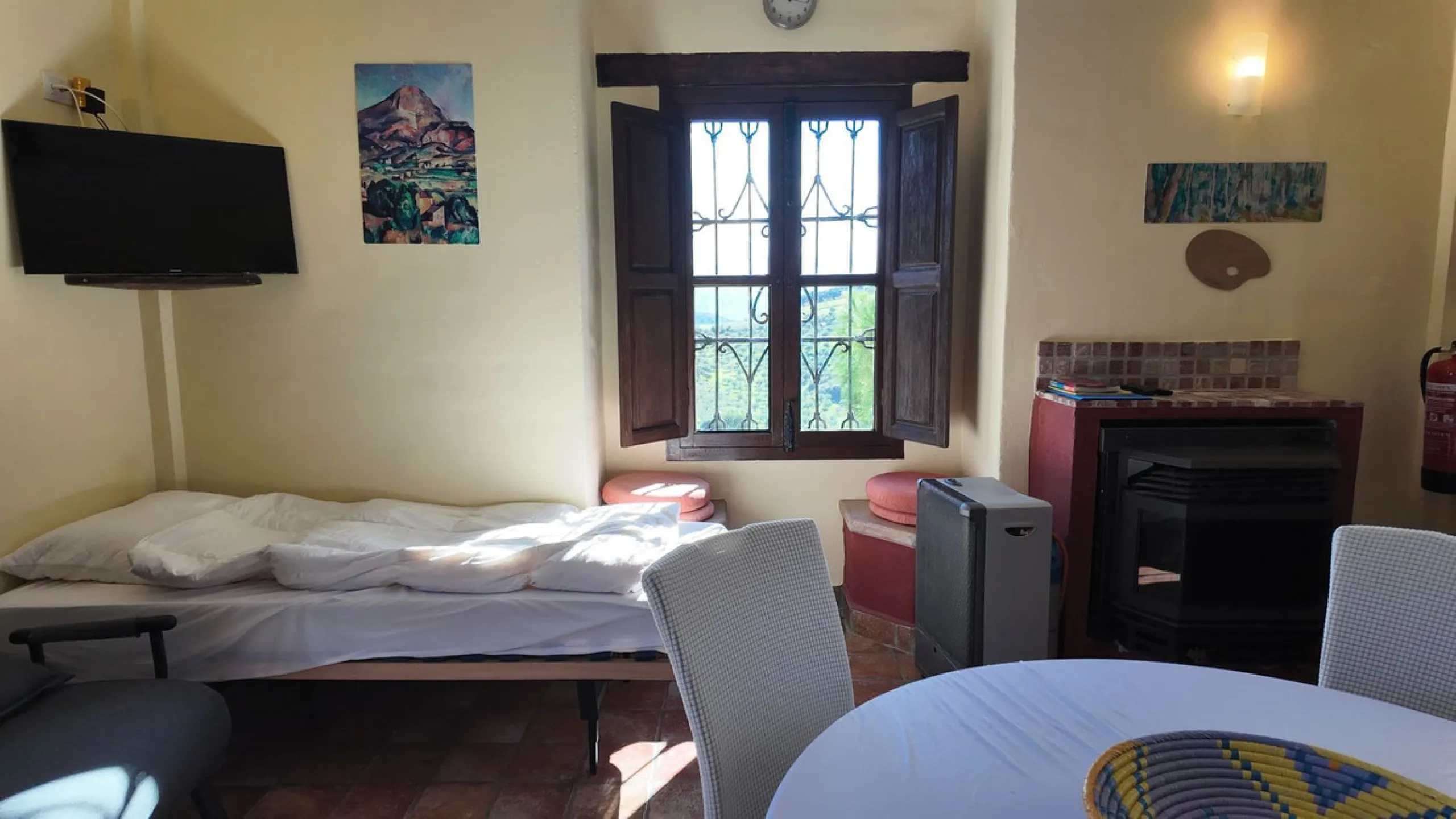 Unique Hotel in the Heart of Tolox – An Andalusian Gem Full of Charm and Potential