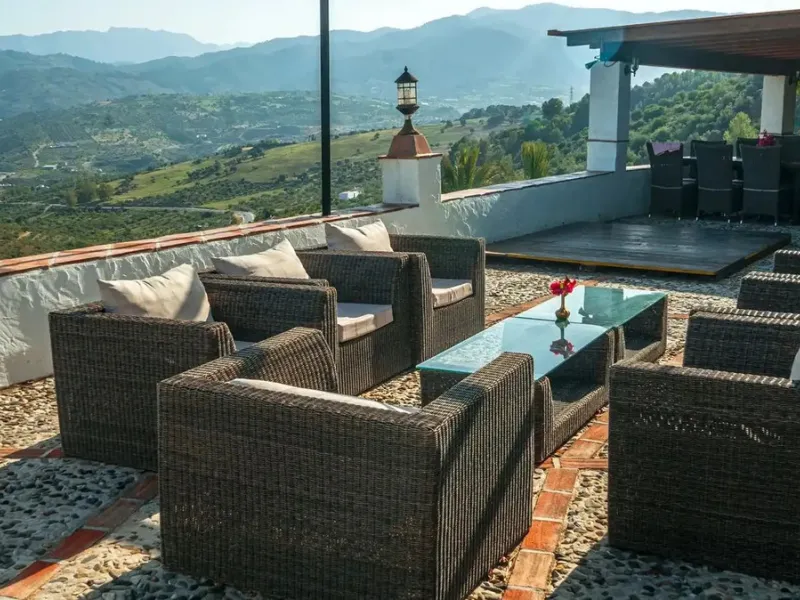 Unique Hotel in the Heart of Tolox – An Andalusian Gem Full of Charm and Potential