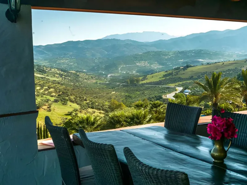 Unique Hotel in the Heart of Tolox – An Andalusian Gem Full of Charm and Potential