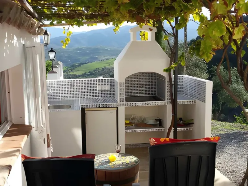 Unique Hotel in the Heart of Tolox – An Andalusian Gem Full of Charm and Potential