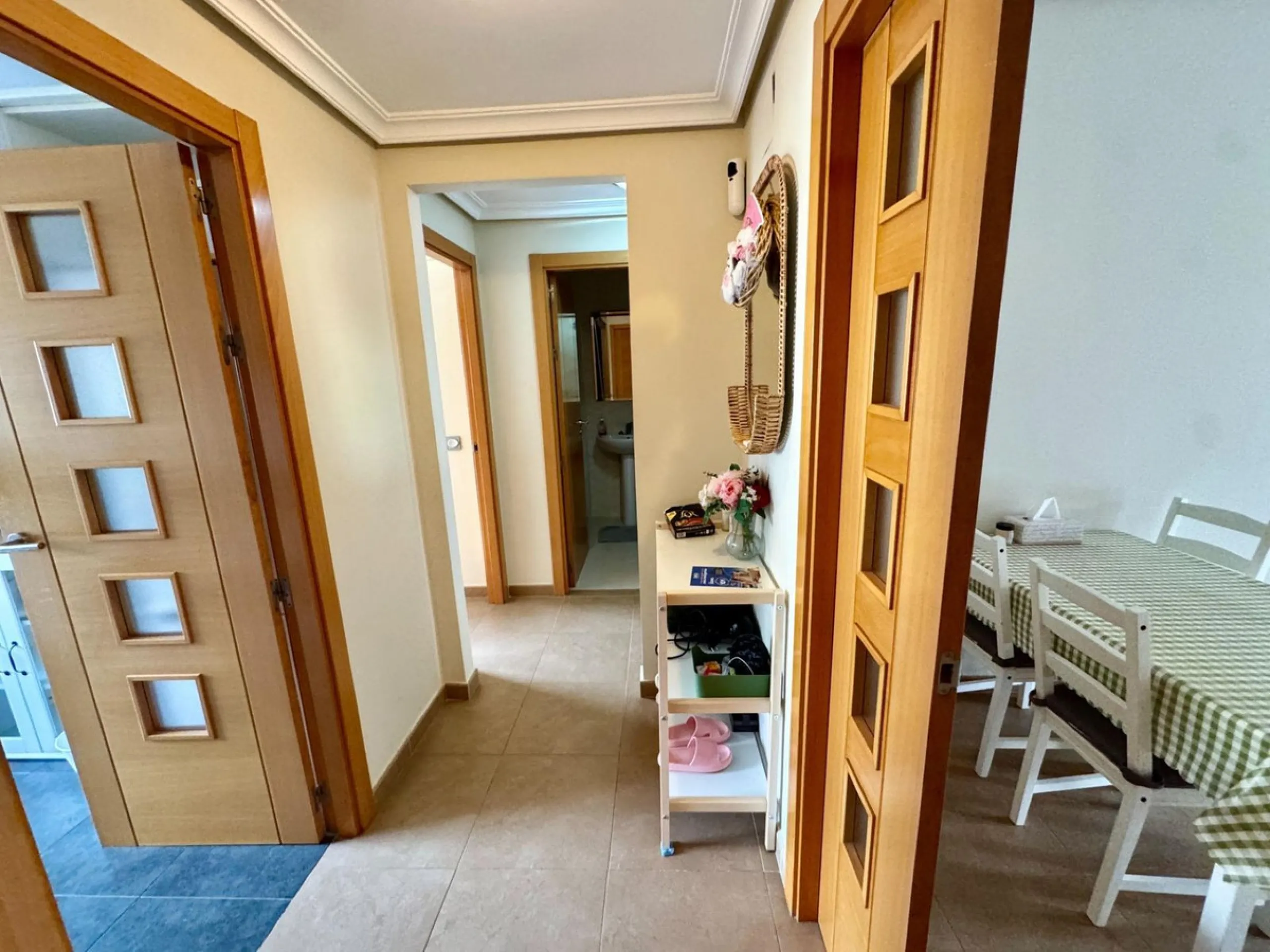 Fantastic apartment for sale in the center of Torremolinos, located in a modern building from 2009, ready to move into.