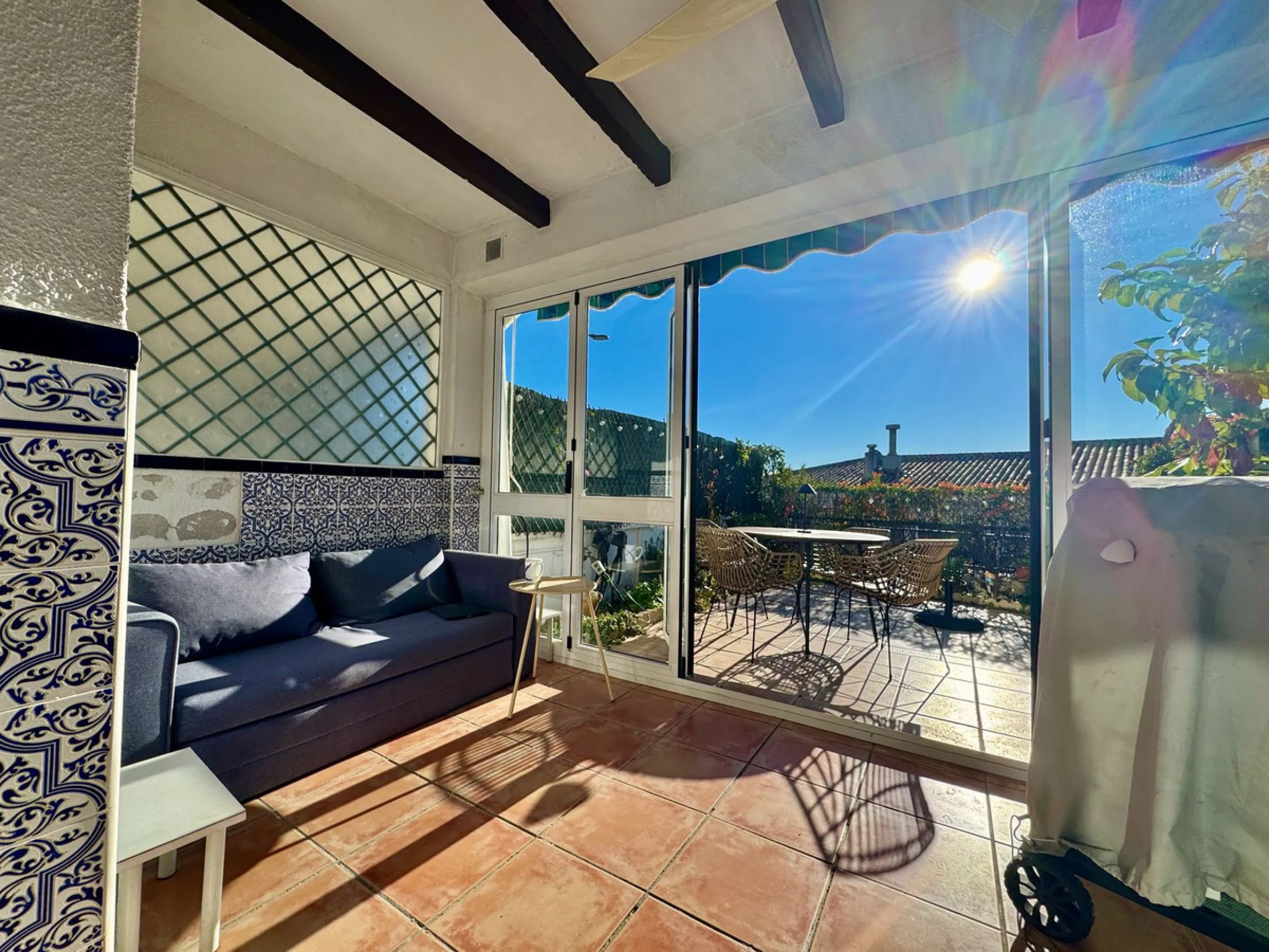 House - Townhouse в продаже в Benalmadena, Málaga. В доме 2 спален и 2 ванных комнат. Площадь дома 85 м²