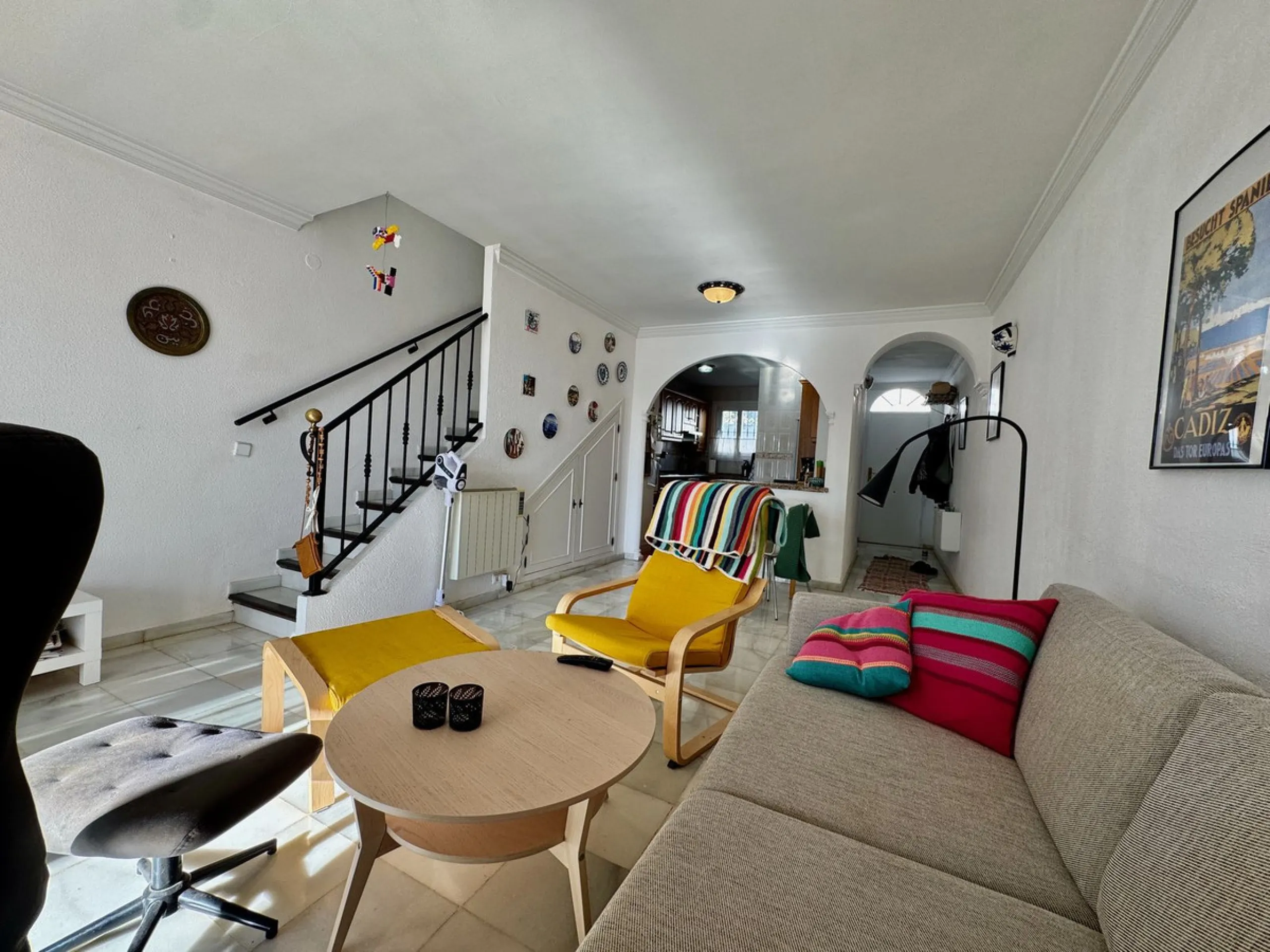House - Townhouse в продаже в Benalmadena, Málaga. В доме 2 спален и 2 ванных комнат. Площадь дома 85 м²