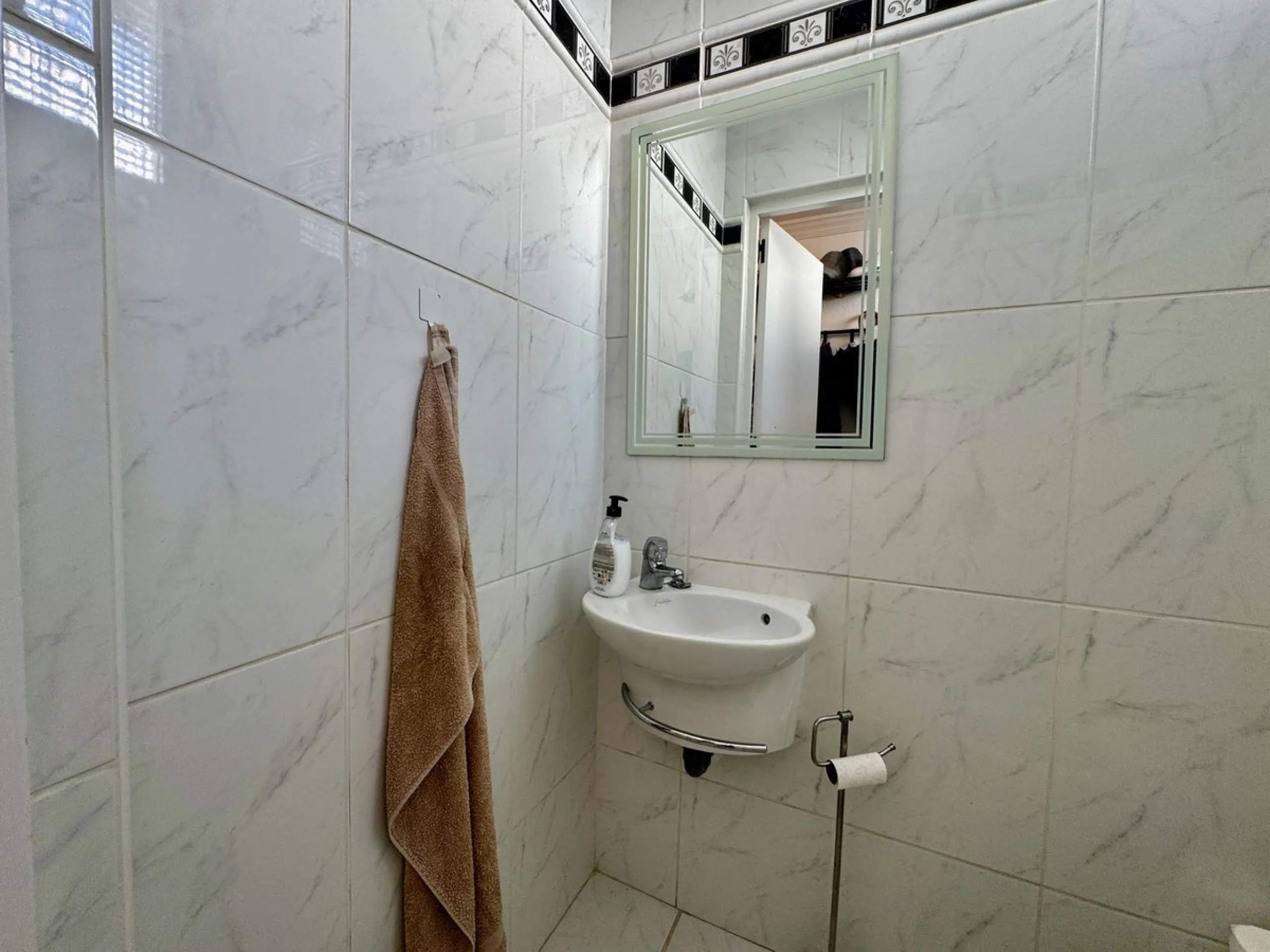 House - Townhouse в продаже в Benalmadena, Málaga. В доме 2 спален и 2 ванных комнат. Площадь дома 85 м²