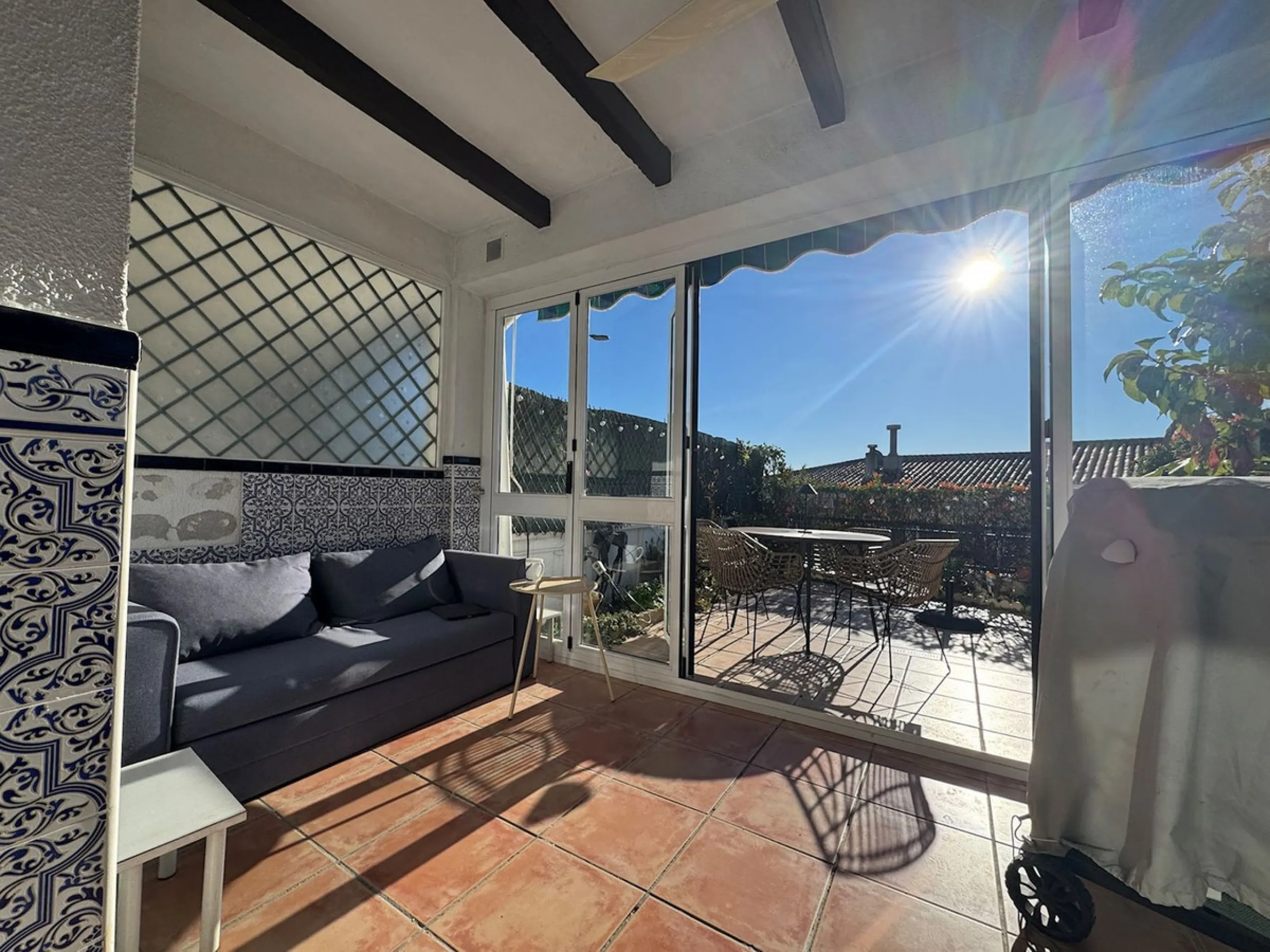 House - Townhouse в продаже в Benalmadena, Málaga. В доме 2 спален и 2 ванных комнат. Площадь дома 85 м²
