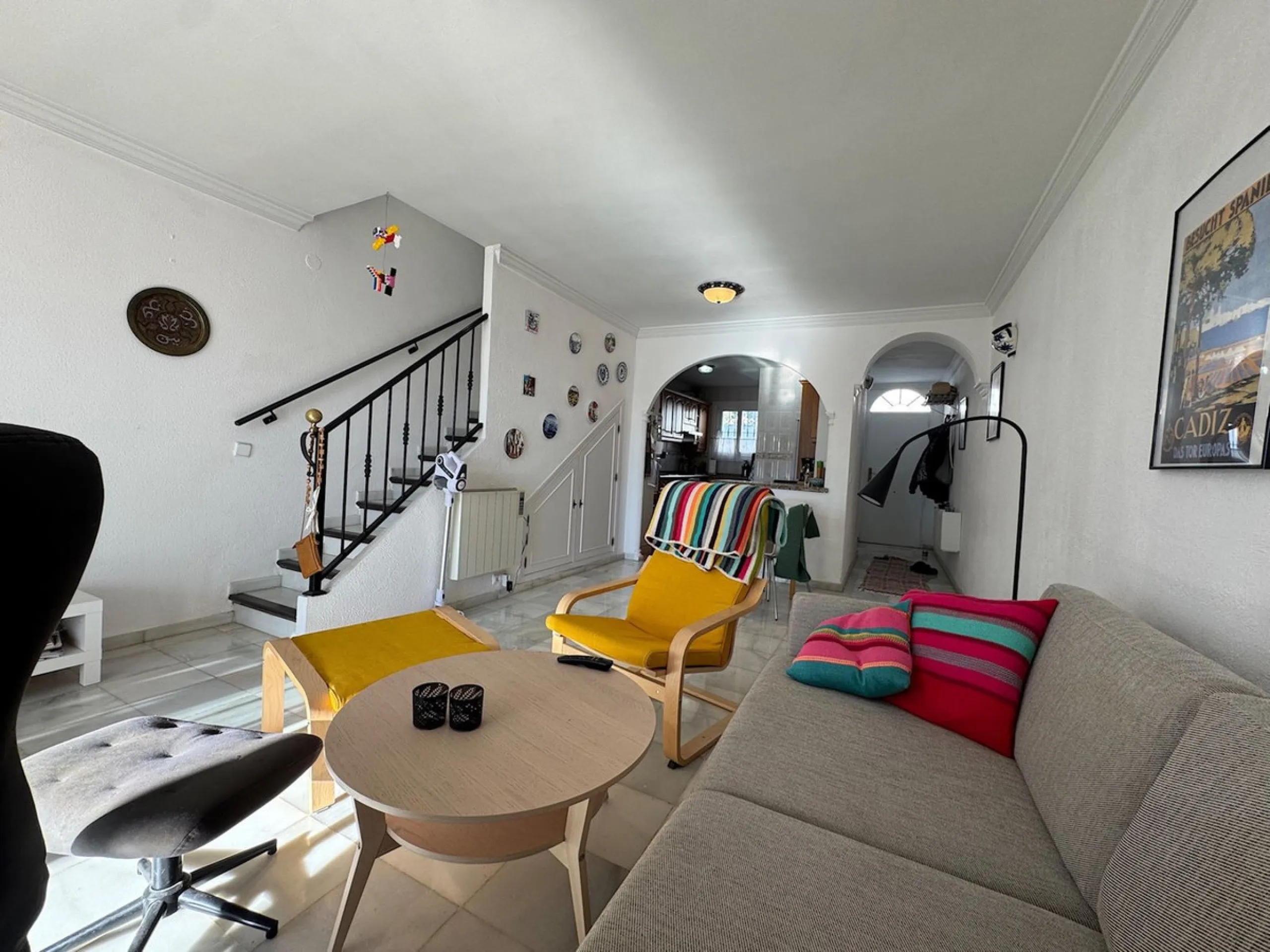 House - Townhouse в продаже в Benalmadena, Málaga. В доме 2 спален и 2 ванных комнат. Площадь дома 85 м²