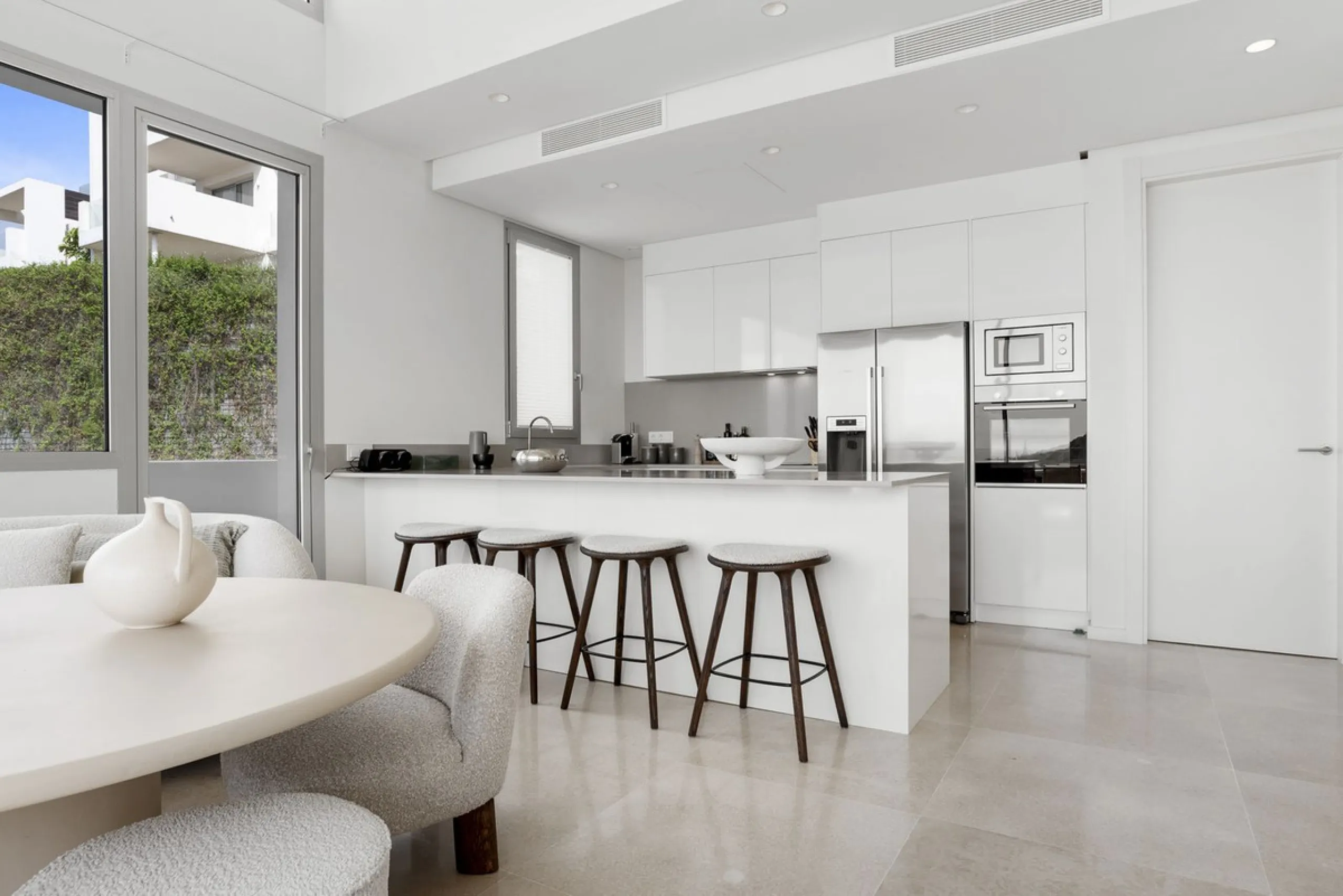 Luxury 3-Bedroom Penthouse with Spacious Private Solarium – Benahavís