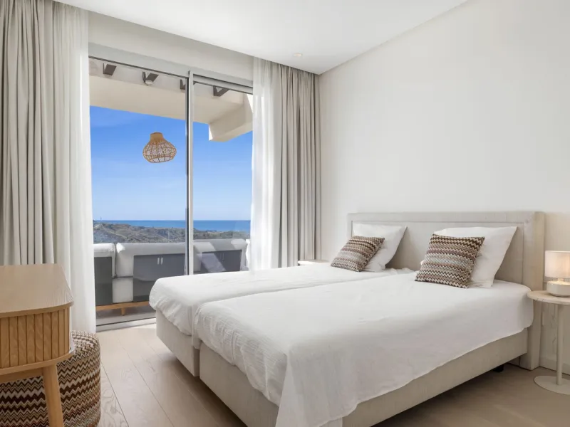 Luxury 3-Bedroom Penthouse with Spacious Private Solarium – Benahavís