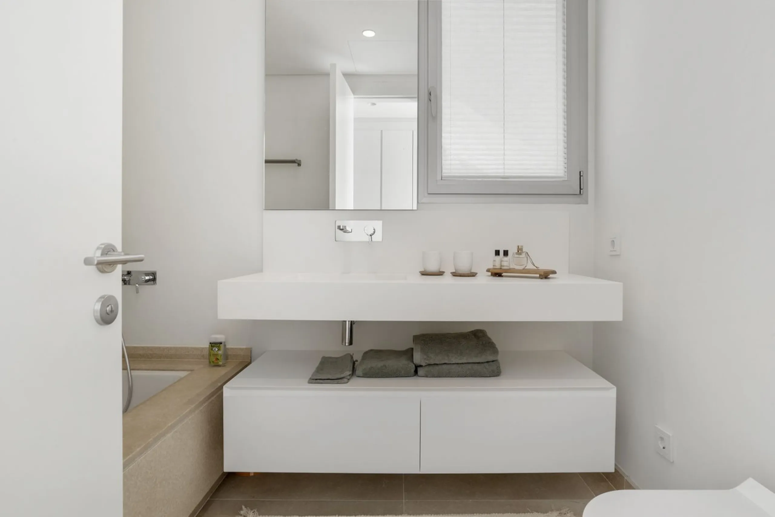 Luxury 3-Bedroom Penthouse with Spacious Private Solarium – Benahavís