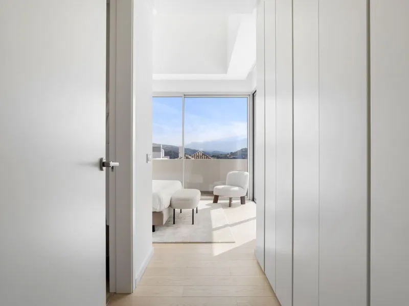 Luxury 3-Bedroom Penthouse with Spacious Private Solarium – Benahavís