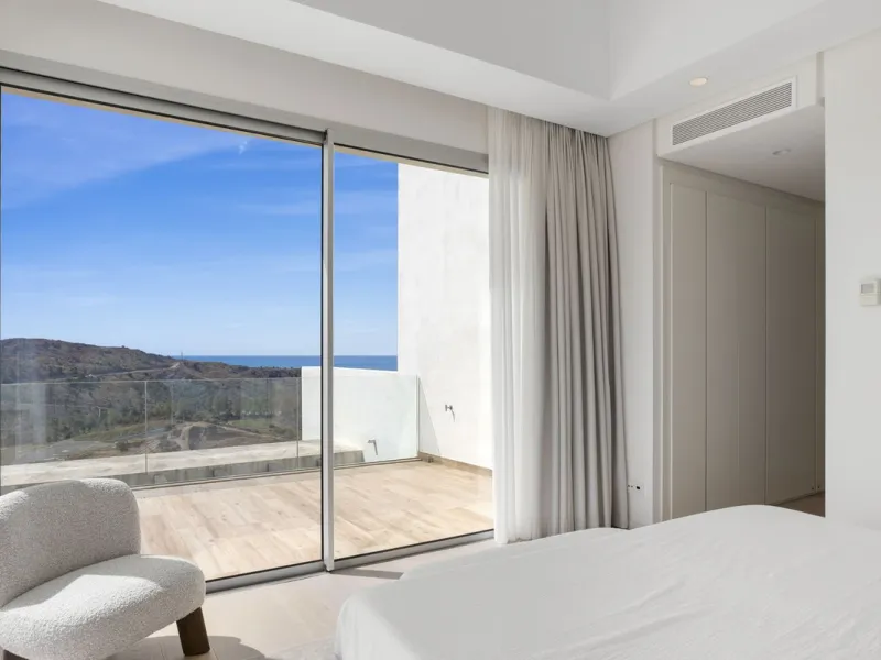 Luxury 3-Bedroom Penthouse with Spacious Private Solarium – Benahavís