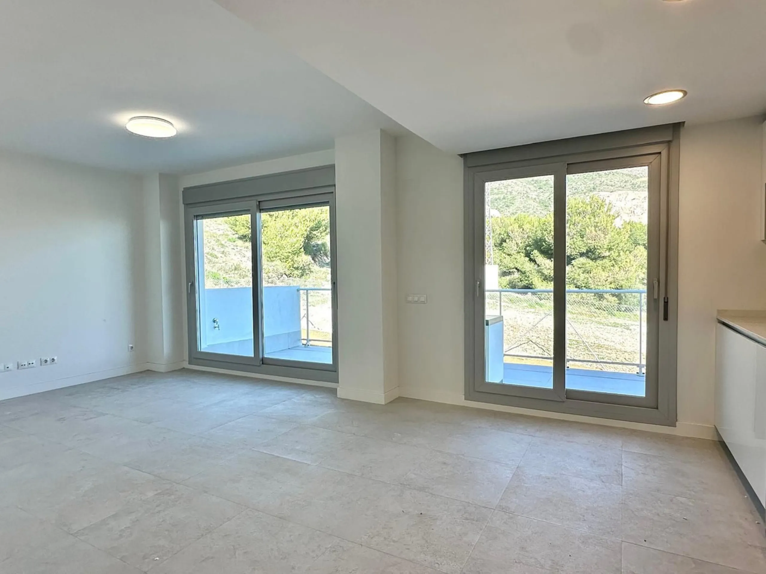 Top floor property with sea views built in 2025 in Benalmadena Pueblo!