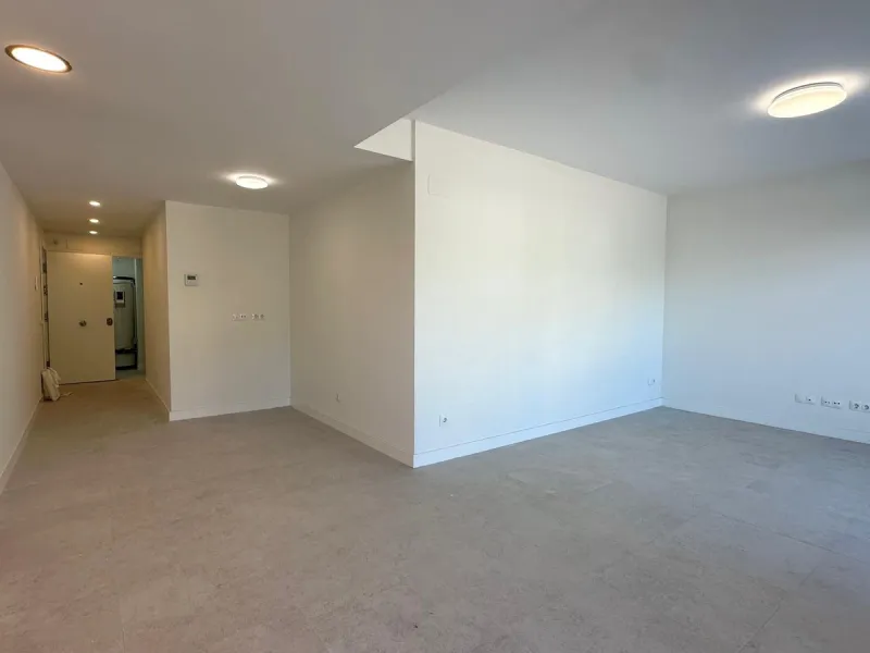 Top floor property with sea views built in 2025 in Benalmadena Pueblo!