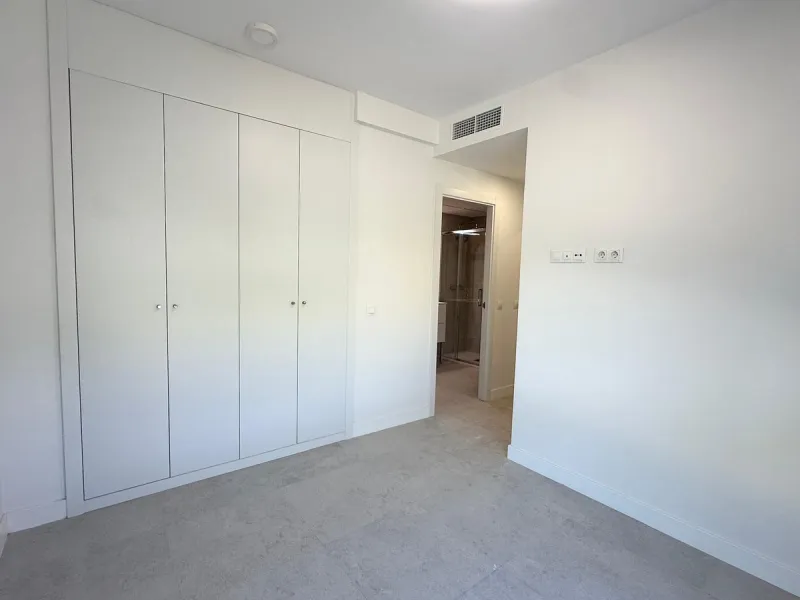 Top floor property with sea views built in 2025 in Benalmadena Pueblo!