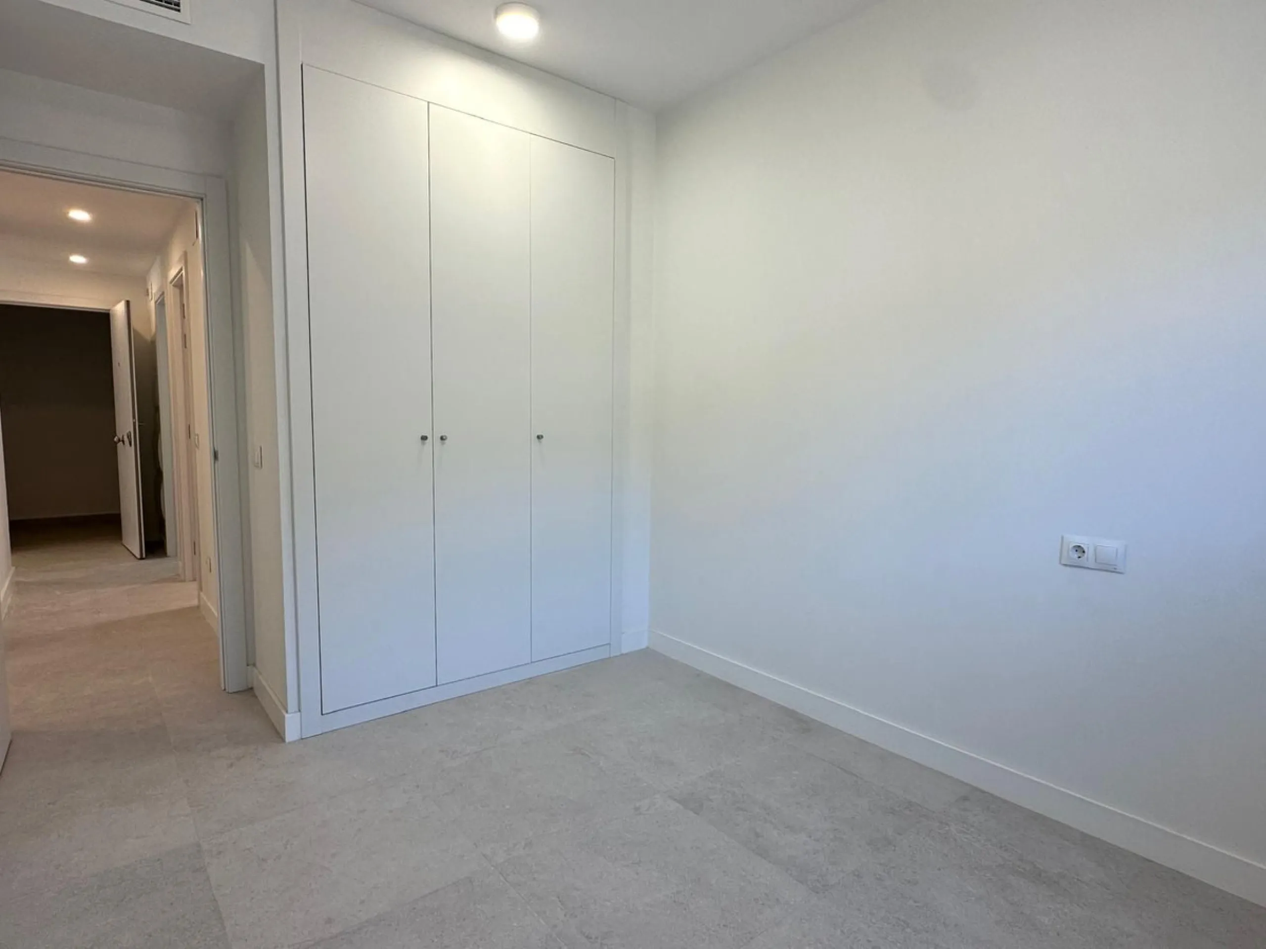 Top floor property with sea views built in 2025 in Benalmadena Pueblo!