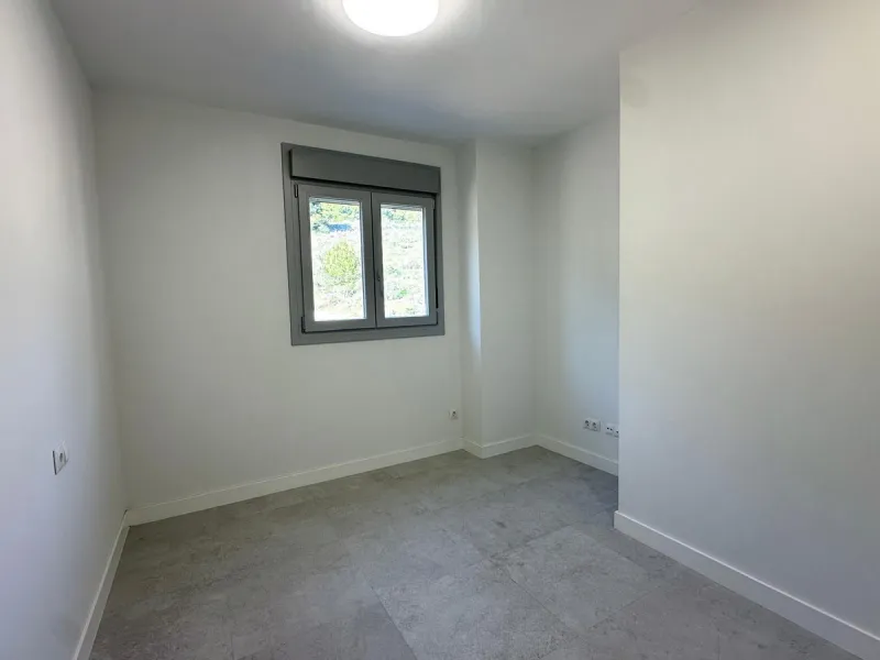 Top floor property with sea views built in 2025 in Benalmadena Pueblo!