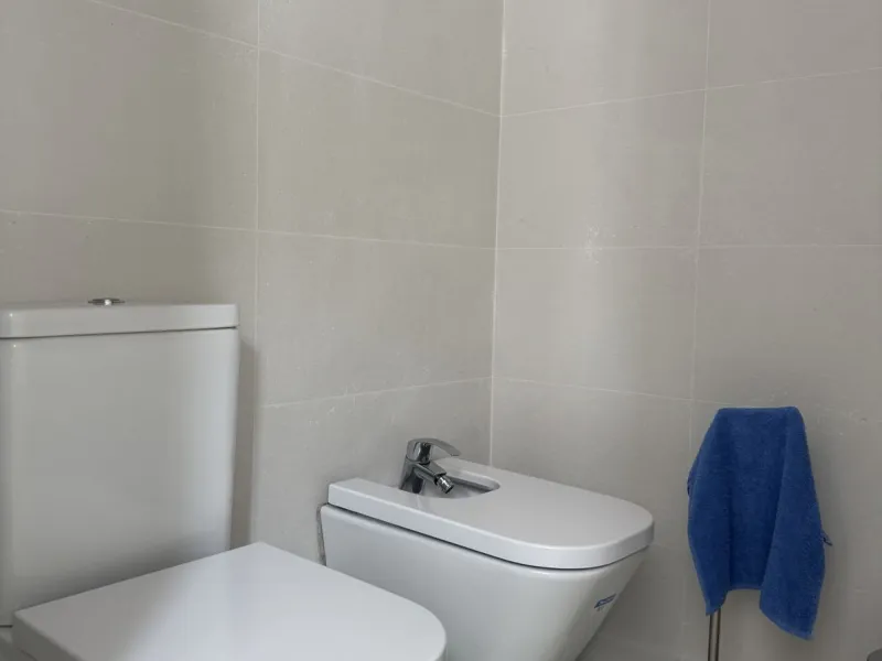 WONDERFUL APARTMENT LOCATED IN A BEACHFRONT DEVELOPMENT, FROM THE GARDEN GATE, ABOUT 50 METERS AWAY, YOU HAVE ACCESS TO ONE OF THE BEST BEACHES IN MARBELLA.