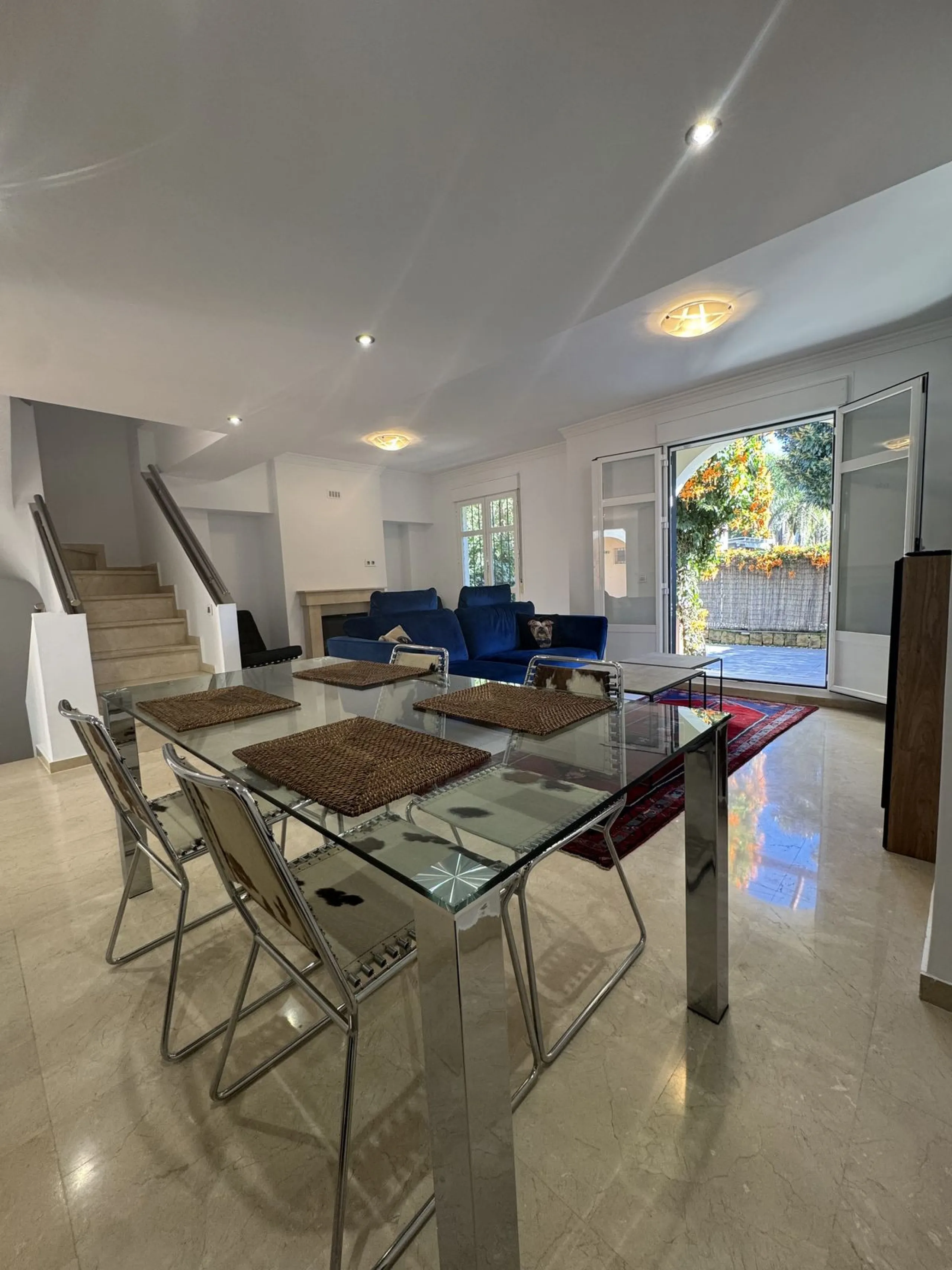 FANTASTIC TOWNHOUSE LOCATED IN ONE OF THE MOST SOUGHT-AFTER AREAS OF MARBELLA,